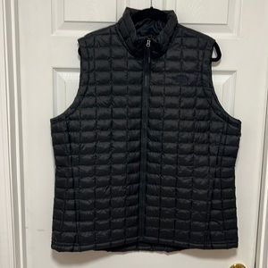 North Face Thermoball Vest Women’s XXL  Black 2XL Like New!